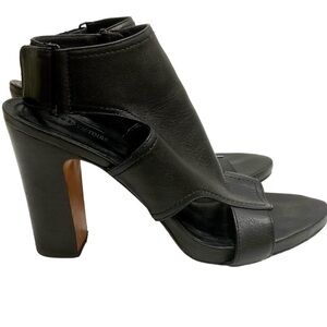 POUR LA VICTOIRE Black Leather Women's Heeled Sandals 8
